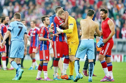 Kiper Joe Hart Nangis Dipeluk Lawan Saat Manchester City Kalah Atas Bayern