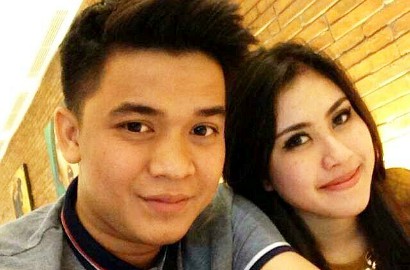 Syahnaz Sadiqah Diam-Diam Nangis Karena Billy Saputra