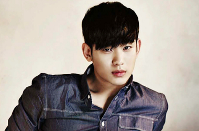 Kim Soo Hyun Baru Akan Akting Lagi Tahun Depan