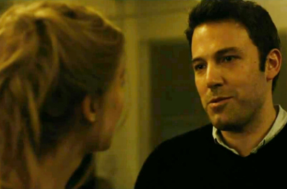 Ben Affleck Dekati Rosamund Pike di Trailer Baru 'Gone Girl'