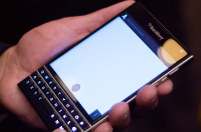 Baru Rilis, BlackBerry Passport Sudah Ludes Terjual
