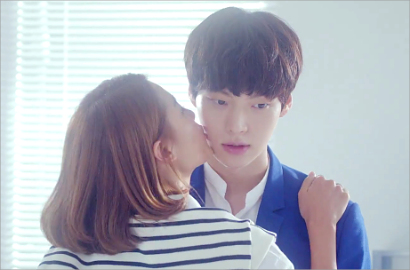 Ahn Jae Hyun Jatuh Cinta di MV Soyu Sistar 'The Space Between'