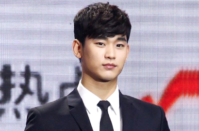 Kim Soo Hyun Ngaku Sedang Suka Bersepeda