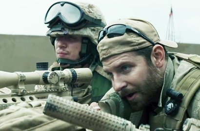 Bradley Cooper Galau Harus Bunuh Anak di Trailer 'American Sniper'
