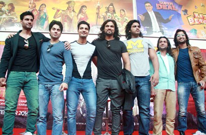 Meninggalkan Shaheer Sheikh, Aham Sharma Cs Pulang ke India