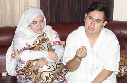 Digosipkan Cerai, Nassar Masih Tidur Seranjang dengan Istri