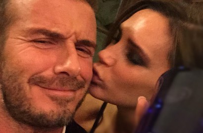 David Beckham dan Victoria Romantis Berpose Luncurkan Whisky