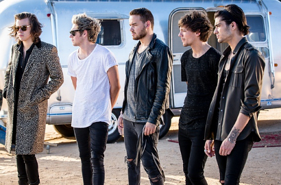One Direction Bocorkan Foto Syuting Video Klip 'Steal My Girl'