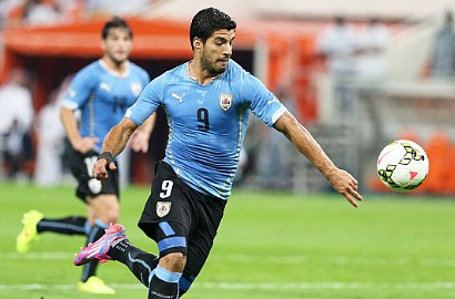 Luis Suarez Kabur ke WC Disela-sela Laga Uruguay vs Saudy Arabia