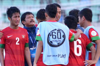 Menpora Roy Suryo dan Mantan Pesepakbola 'Kritik' Kekalahan Timnas U-19