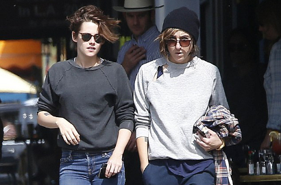 Makan Bareng Eks Asisten Wanita, Kristen Stewart Heran Diisukan Lesbian