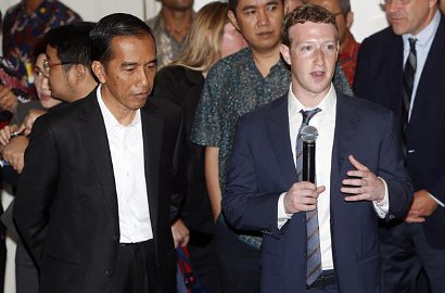 Bos Facebook Ikut Blusukan Jokowi ke Pasar Tanah Abang