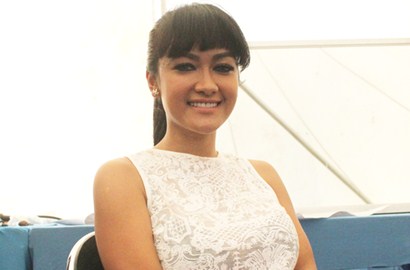 Tidak Diberitahu, Ibu Yakin Julia Perez Tak Akan Suntik Sperma