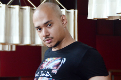 Husein 'Idol' Galau Merasa Dijauhi Ayu Ting Ting