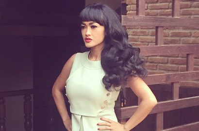 Mengamuk di Twitter, Julia Perez Hujat Haters Soal Tanam Sperma