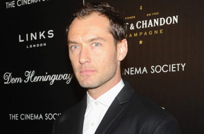 Jude Law Nantikan Anak Ke-5 dari Mantan Pacar