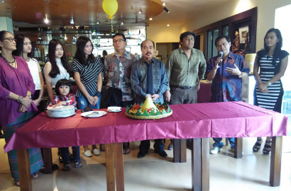 Vino Bastian-Marsha Timothy Bawa Anak Saat Syuting 'Toba Dreams'