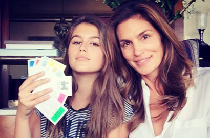 Putri Cindy Crawford Ternyata Mewarisi Kecantikan Ibunya
