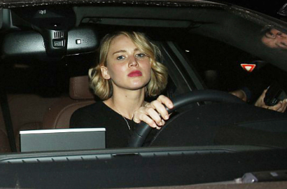 Jennifer Lawrence Cemburu Chris Martin-Gwyneth Paltrow Masih Mesra