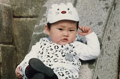 Xiumin EXO Pamer Foto Saat Masih Bayi