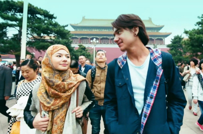 Adipati Dolken Mengejar Eriska Rein di 'Kukejar Cinta ke Negeri Cina'