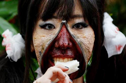 Mulai Kostum Joker Hingga Zombie Meriahkan Parade Halloween di Jepang