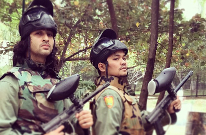 Shaheer Sheikh Pamer Foto Pakai Baju Tentara