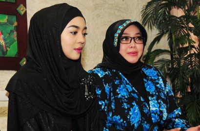 Pernikahan Nuri Maulida Akan Ditangani Rina Gunawan