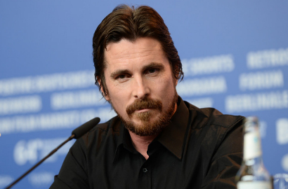 Christian Bale Urung Bermain di Film Biopic Steve Jobs