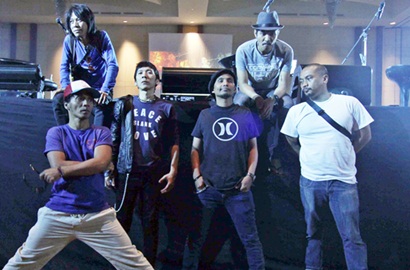 Bimbim Slank Ogah Komentari Kementrian Tandingan Bikinan Ahmad Dhani