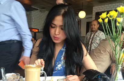 Jessica Iskandar Pilih Urus Operasi Gigi Ketimbang Pembatalan Nikah