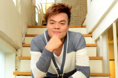 Park Jin Young: JYP Terhindar dari Masalah karena Rekrut Anak Baik