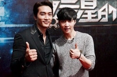 Lay EXO dan Song Seung Heon Syuting Acara TV Tiongkok Bersama