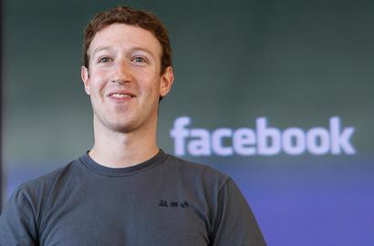 Ini Alasan Kenapa Mark Zuckerberg Selalu Pakai Kaus Abu-Abu