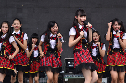 Fans Masih Terbius Penampilan JKT48 di Festival Musik Jakarta