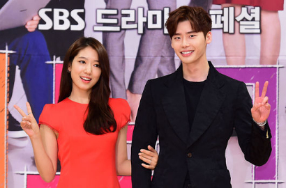 Tayang Hari Ini, Lee Jong Suk dan Park Shin Hye Promosikan 'Pinocchio'