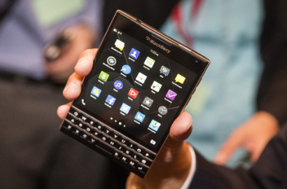 BlackBerry Passport Masuk Indonesia dengan Harga Rp 9,6 Jutaan