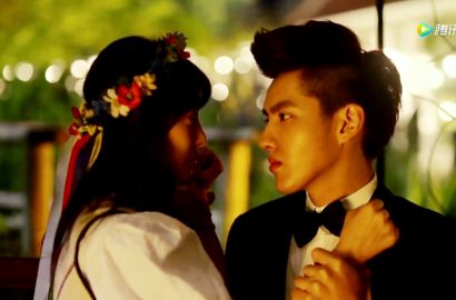 Kris Patah Hati di MV 'There Is a Place' OST 'Somewhere Only We Know'