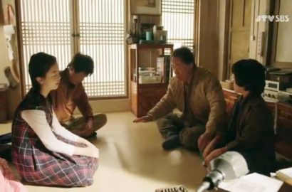 Masa Lalu Lee Jong Suk dan Park Shin Hye Terungkap di Eps 1 'Pinocchio'