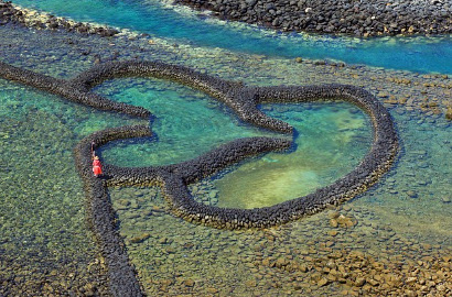 Uniknya Bendungan Perangkap Ikan Bentuk Hati di Taiwan