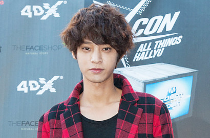 Jung Joon Young Tampil dengan Rambut Super Ekstrim Demi 'Today's Love'