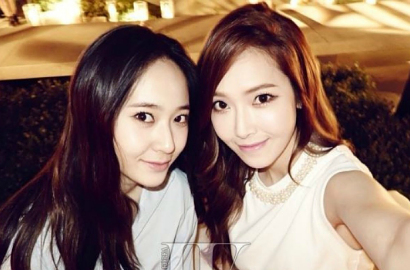 Jessica Reuni dengan Krystal f(x) di Pemotretan Iklan