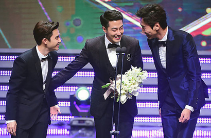 Jo In Sung Sabet Daesang APAN Star Awards 2014 Berkat 'It's Okay, It's Love'