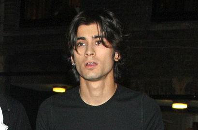 Zayn Malik Ngamuk Diklaim Absen di Perilisan 'FOUR' Karena Isu Obat-Obatan