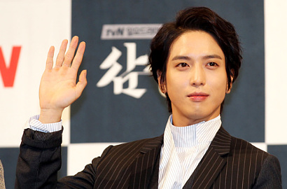 Popularitas Moncer, Jung Yong Hwa Puncaki Chart Weibo Tiongkok
