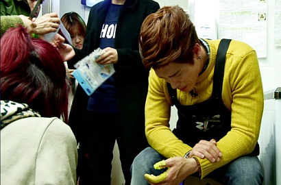 Layani 100 Orang, Tangan Changmin 2AM Terbakar di 'Best Ramen'