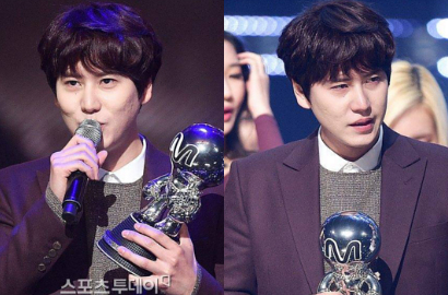Kyuhyun SuJu Nangis Usai Menang dengan 'At Gwanghwamun'