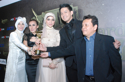 'Tukang Bubur Naik Haji' Kalahkan 'CHSI' di Silet Awards 2014