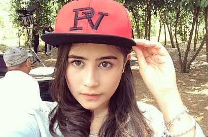 Lemak di Paha Bikin Prilly Latuconsina Was-Was