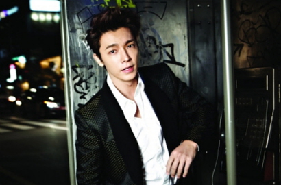 Fans Resah Donghae Super Junior Sedang Jatuh Cinta?